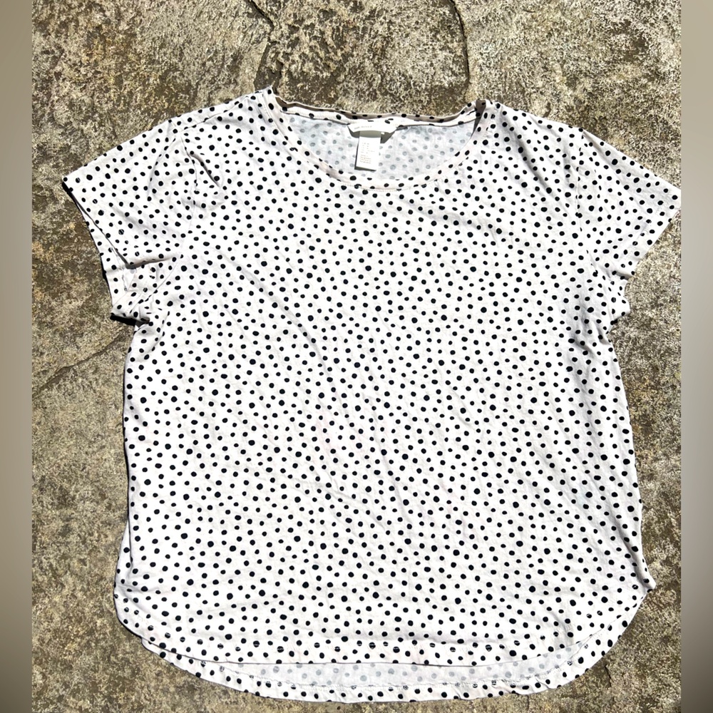H&M polka dot 100% cotton short sleeve shirt Medium